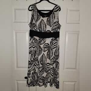Black & Cream Dress with Ruching